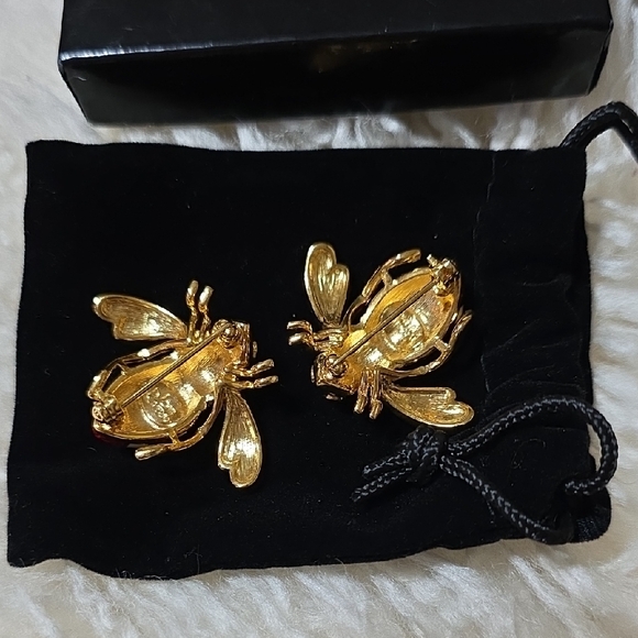 Joan Rivers Patriotic Bee Brooches - Red, White, Blue, Gold - Picture 2 of 7